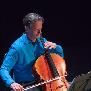 Uriel Stülpnagel, Profi-Cellist aus Stuttgart